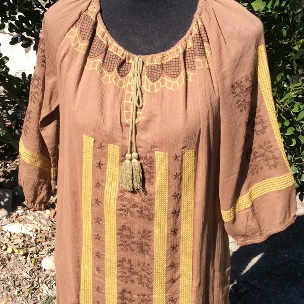 Tunic top or short dress